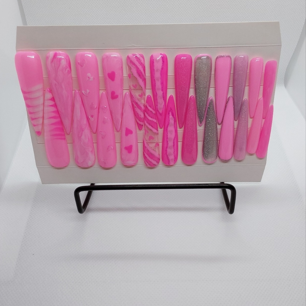 HAND PAINTED PRESS ON NAILS, XXXL STILLETTO, 24 NAILS